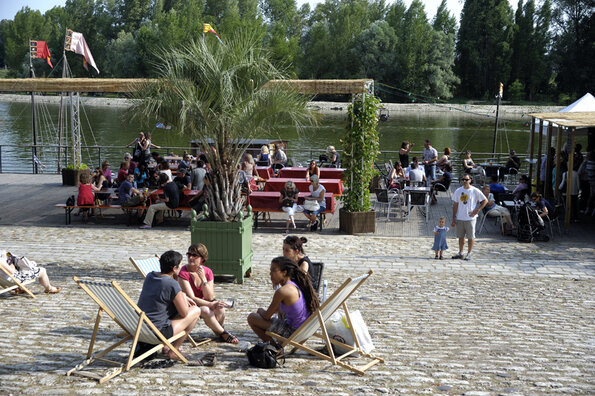 Les quais de Loire, l'été