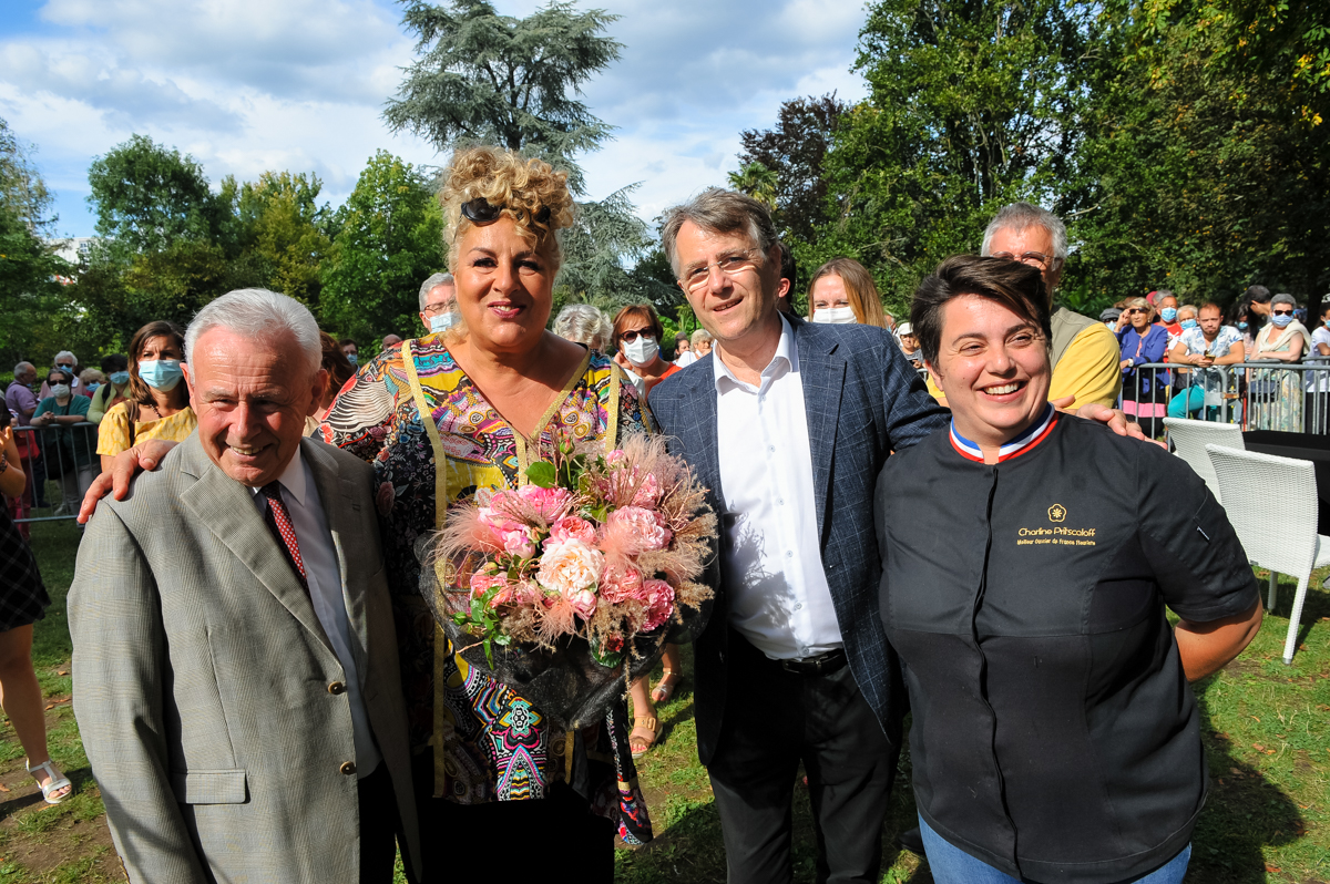 Baptême de la rose Marianne James® Aube Baptême de la rose Marianne James® Aube